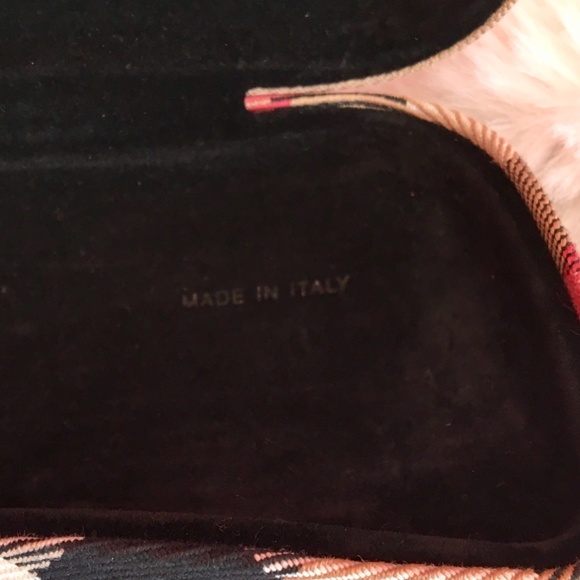 Burberry Nova Check Eyeglasses Case - Picture 7 of 9
